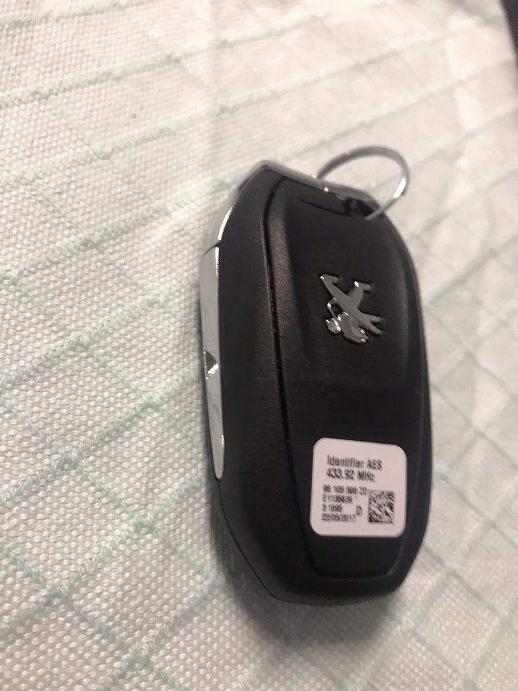 Peugeot Citroen 3 бутона OEM Оригинален смарт ключ 3 Keyless Go