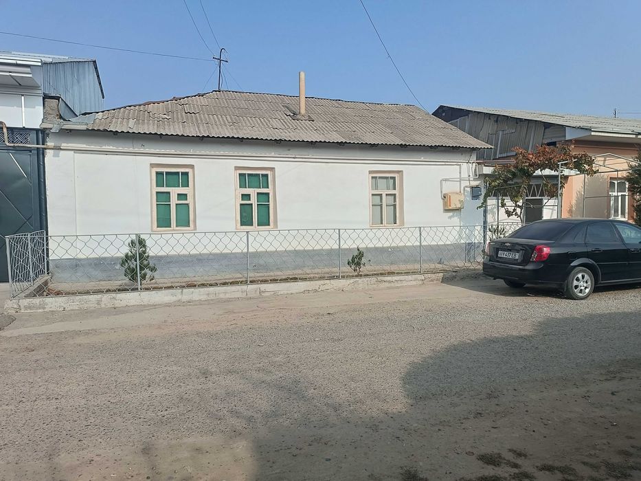 Chinoz tumani Xamza maxallasida 6.5 sotix hovli sotiladi