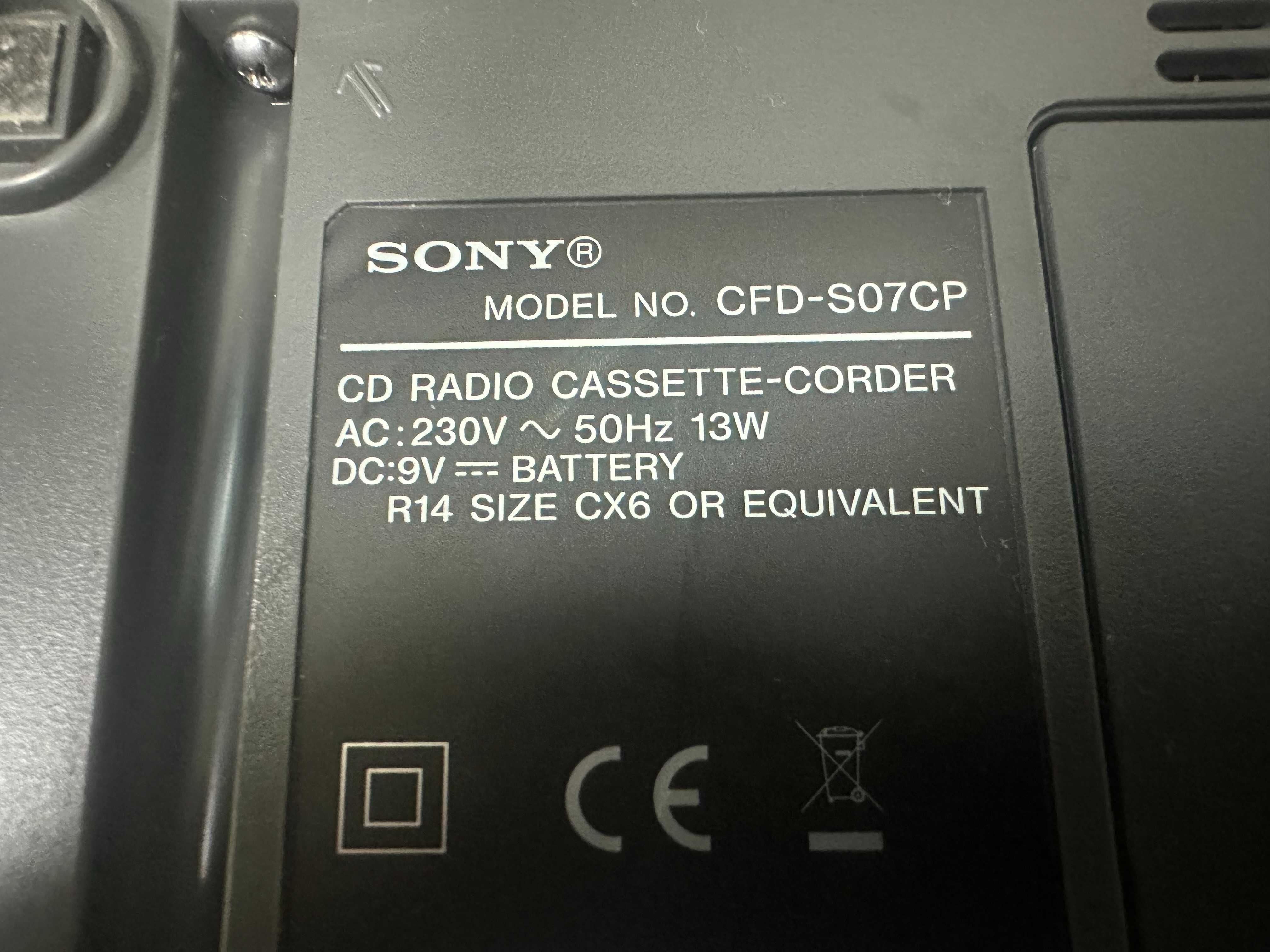 Радиокасетофон SONY CFD-S07CP