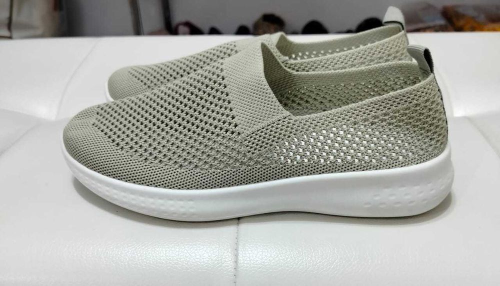 Продам мокасины, размер 40, новые.