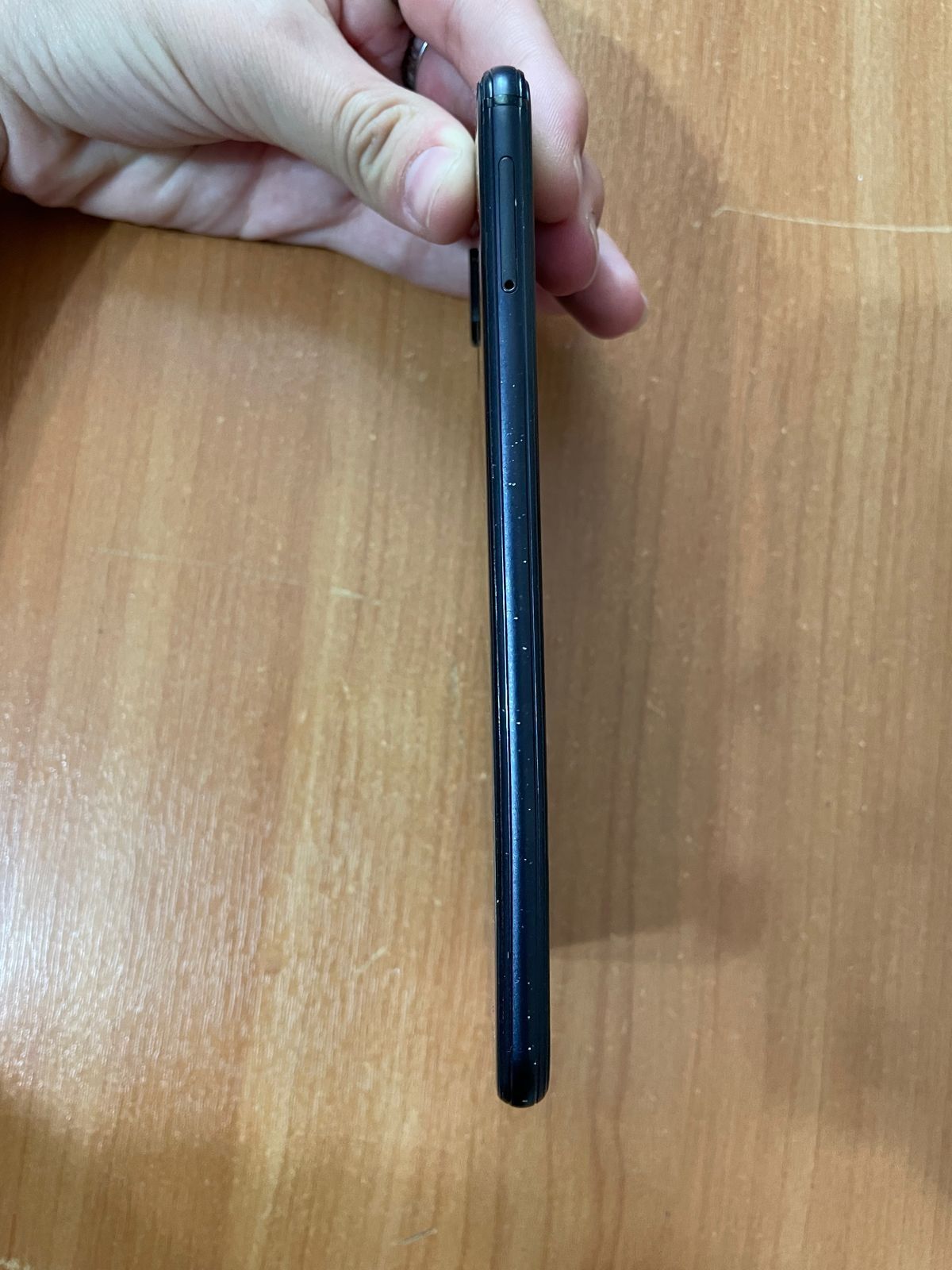 Хуевей Р20 Lite.