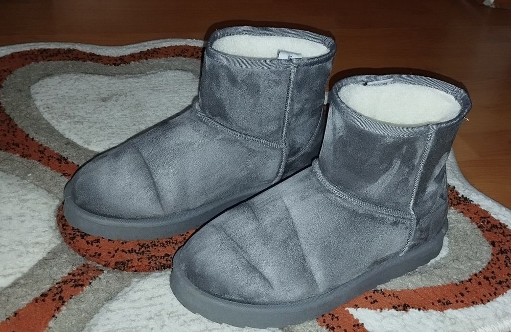 UGG dama stare perfecta