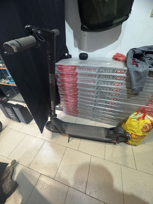 Електрически скутер  XIAOMI Electric Scooter 4 LITE 2GEN