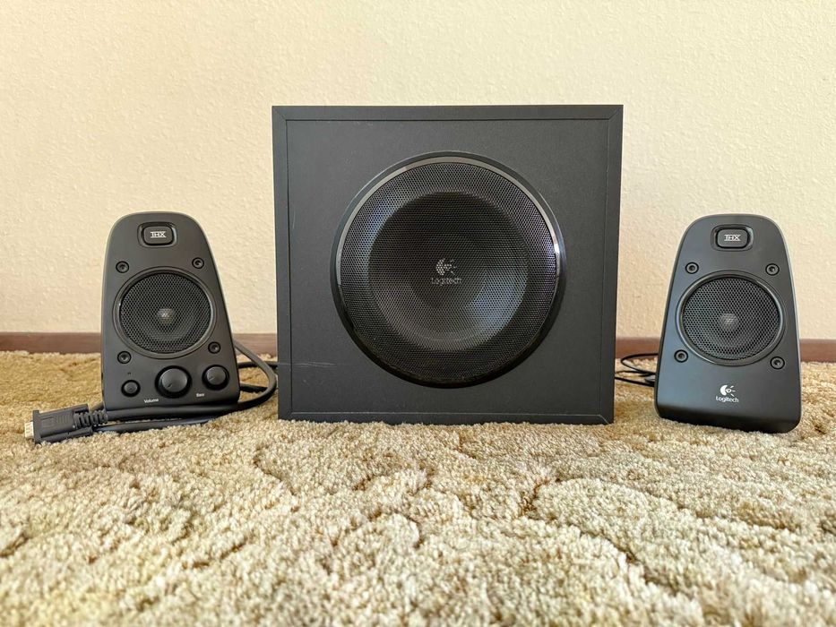 Sistem Boxe Logitech 2.1 Z623 200W RMS Negru