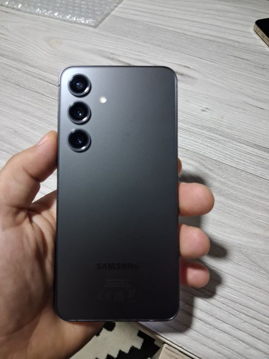 Samsung s24 128 GB 133 incarcari
