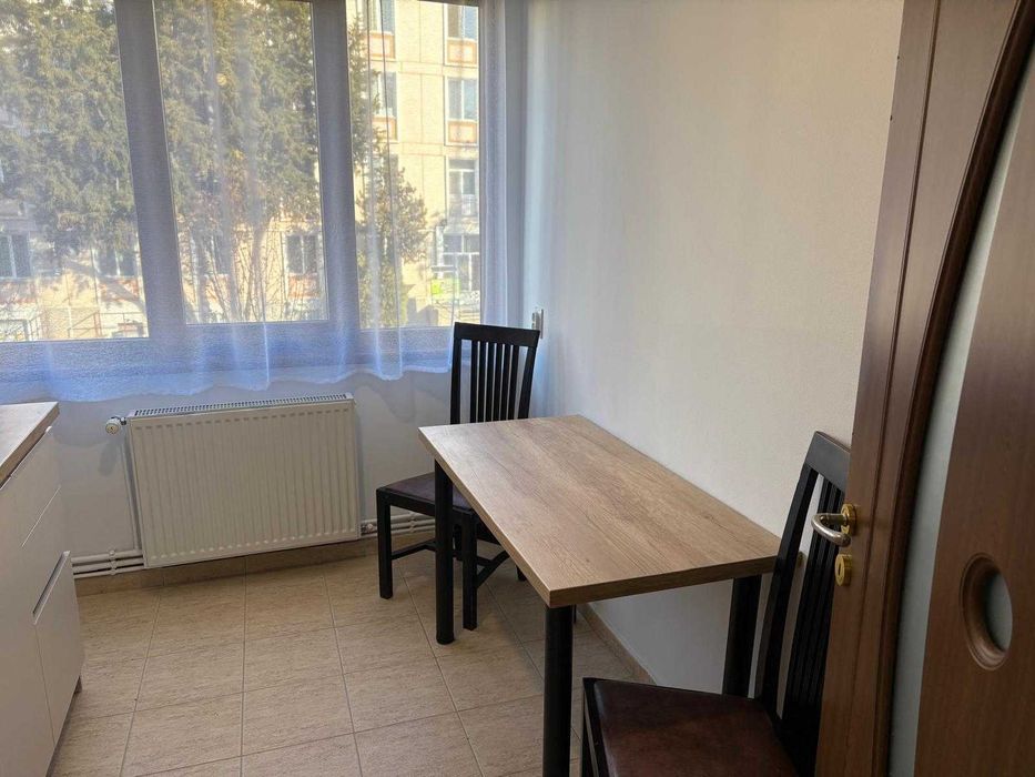 Chirie ap.2 camere-complet reamenajat,mobilat, utilat,et 1-Cornisa,UMF