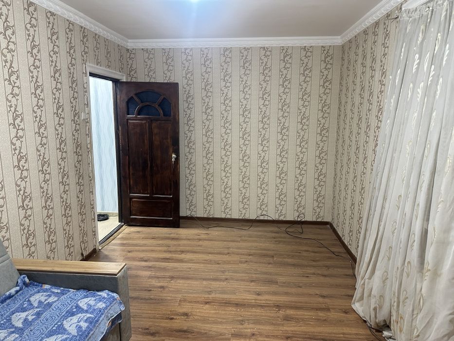 Chilonzor 26. 1/1/5. 2*6 balkon. Kirpich