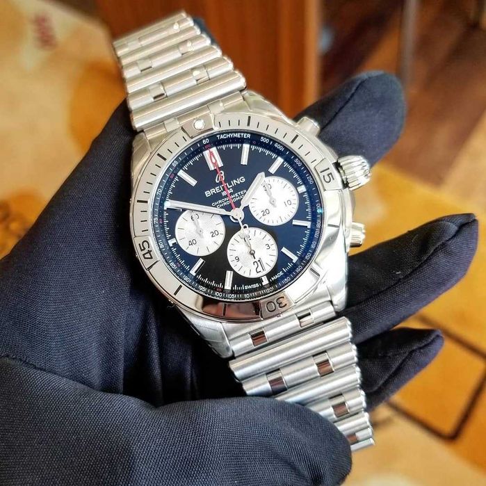 Breitling Chronomat b01 silver/black