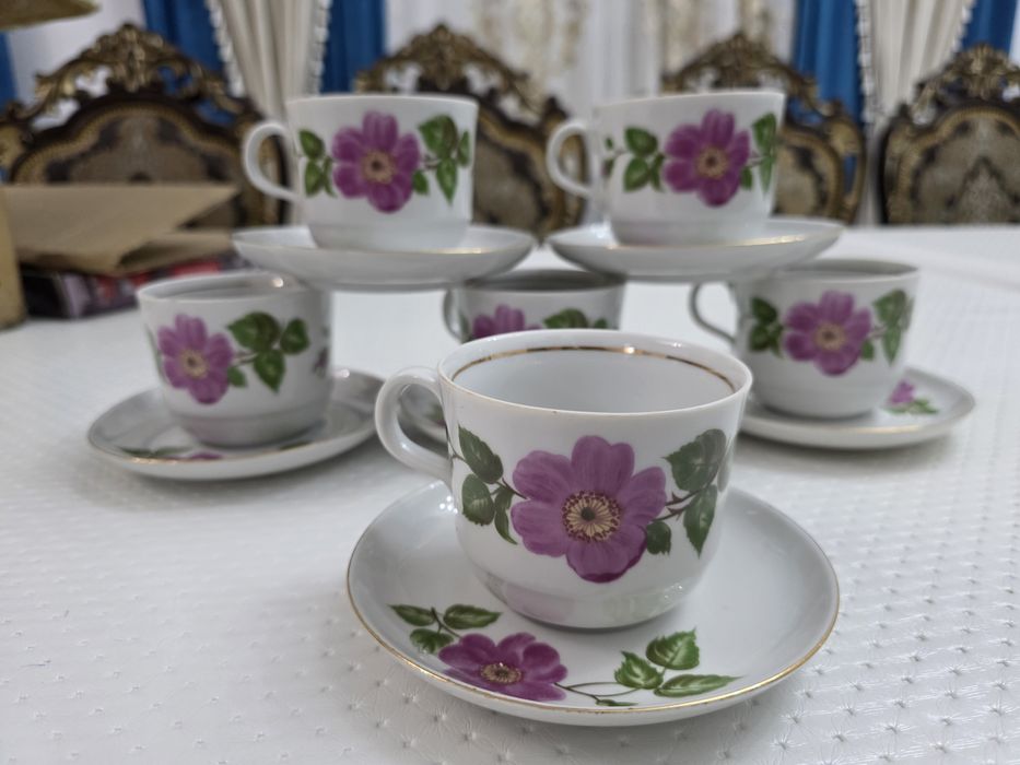 Продаётся чайный сервиз