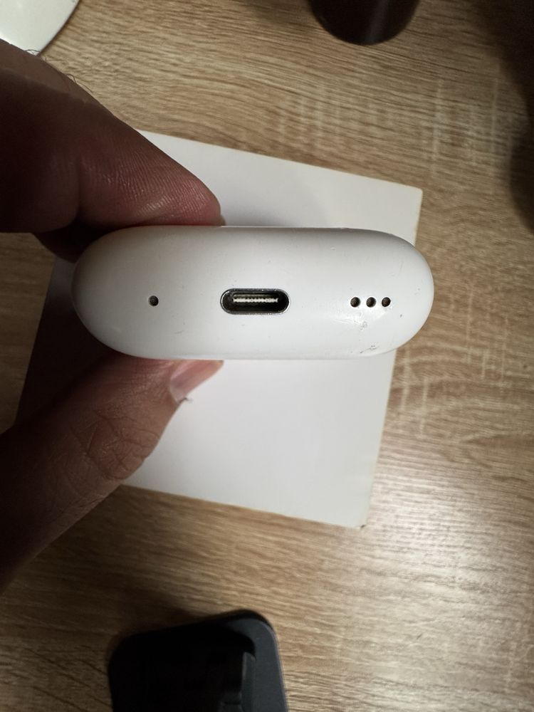 Airpods pro 2 USB-C кейс(Оригинал)