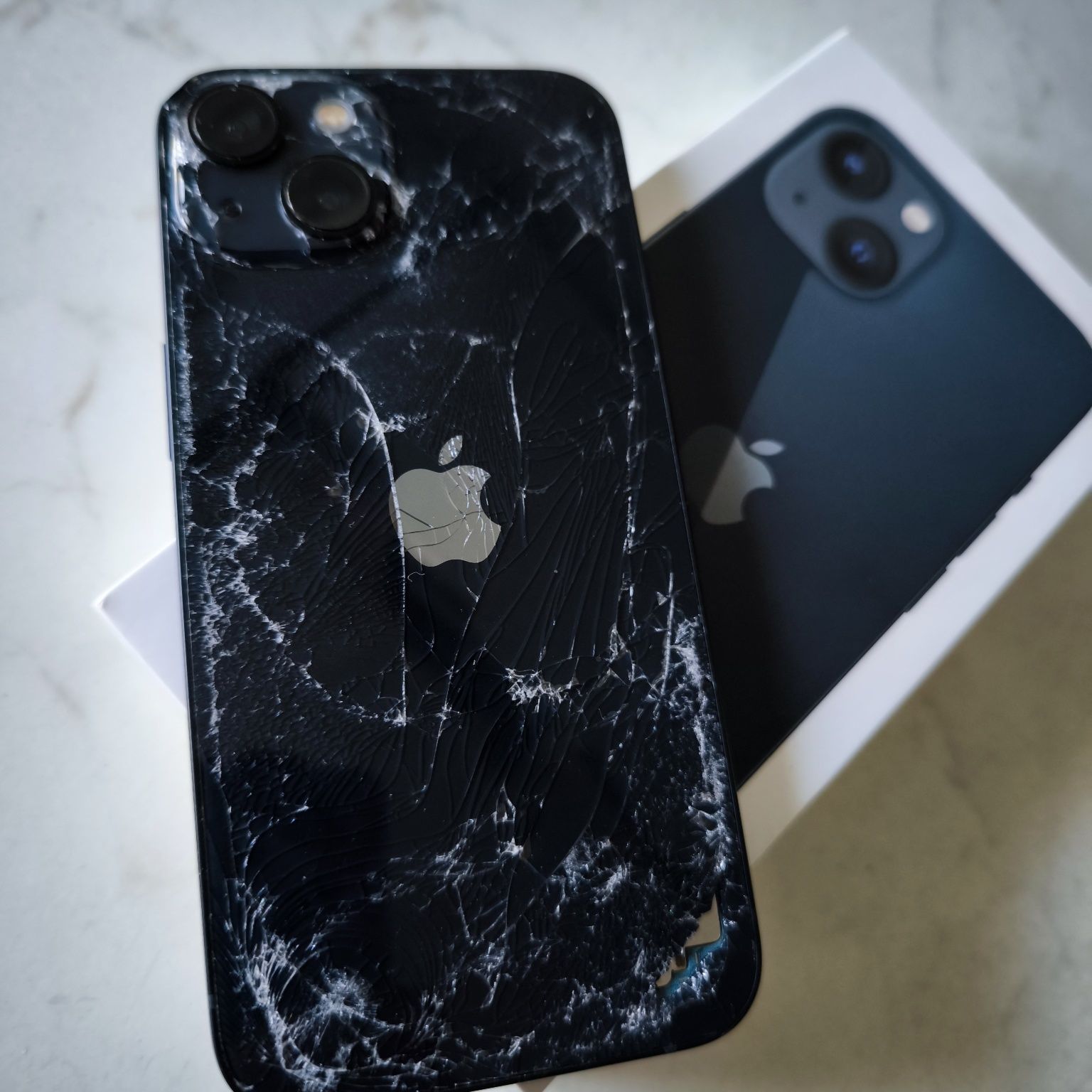 iPhone 13 128gb 90% baterie