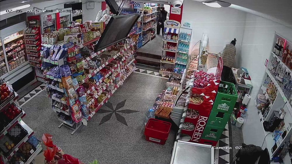 Продавам бизнес хранителен магазин