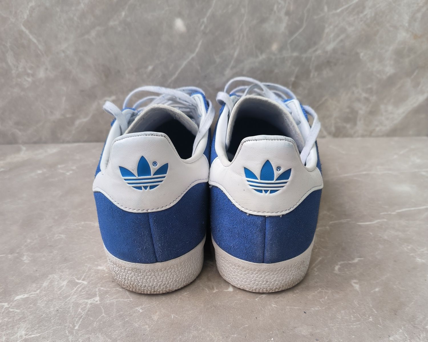 Adidas Gazelle номер 42,2/3