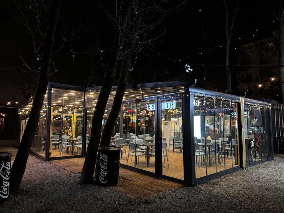 Моделна алуминиева пергола с плъзгащи стъклени витрини 75кв.м.