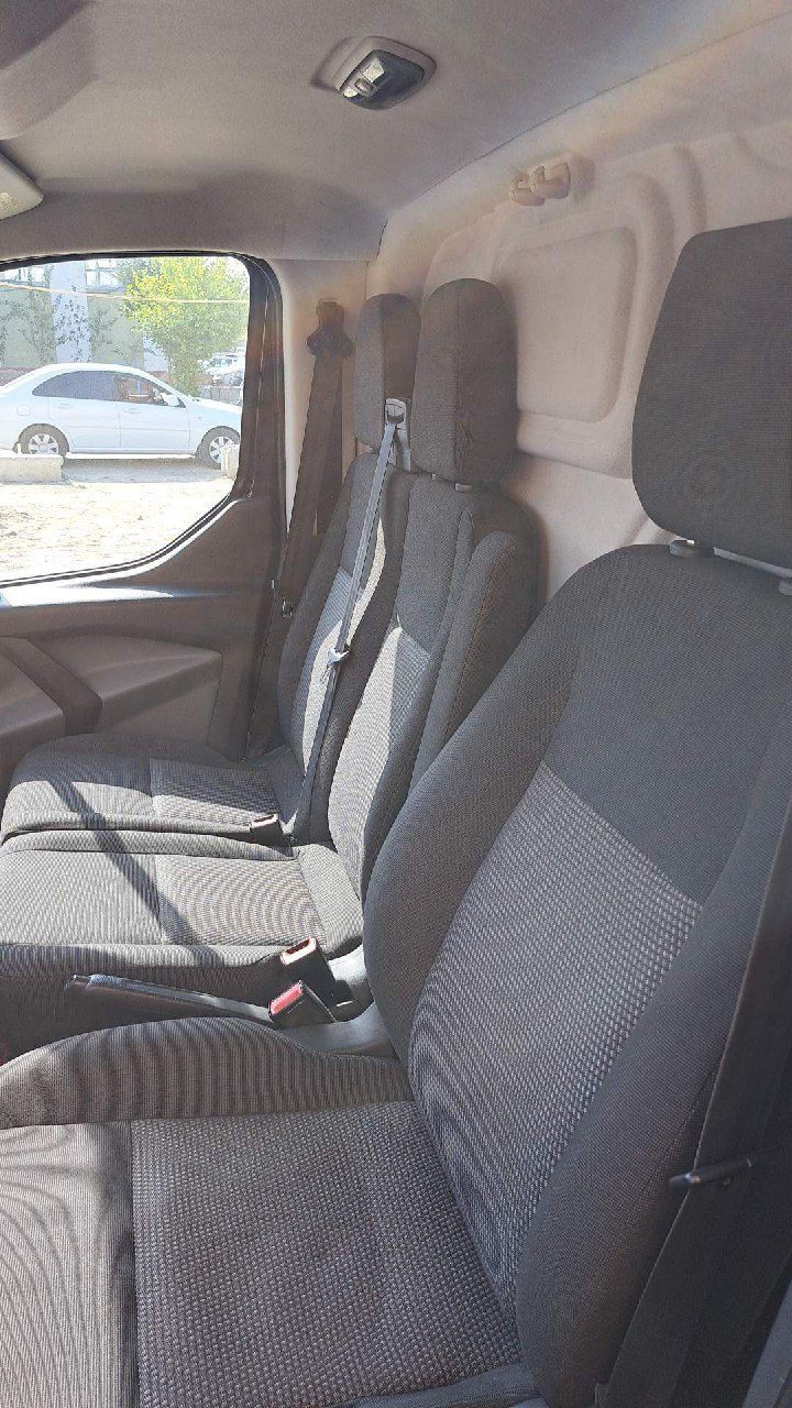 Ford transit custom