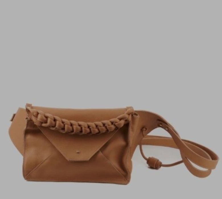 Vând Geantă ( Mihaela Glăvan )