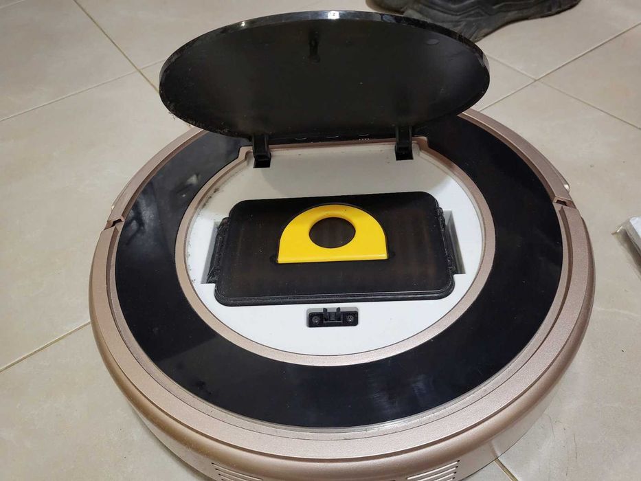 Прахосмукачка робот Fmart