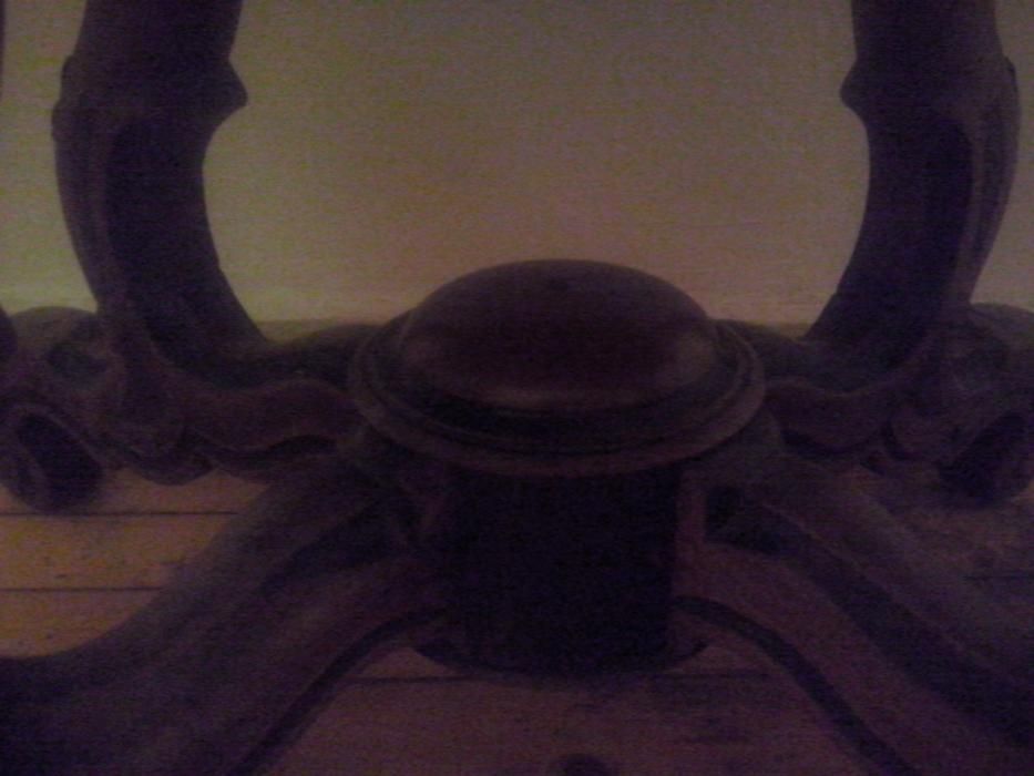 Промоция-Антикварни барокови шкаф и маса Луи с дърворезба