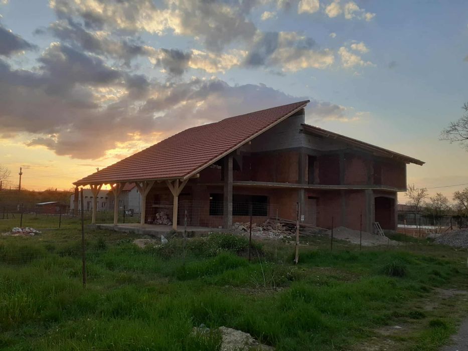 Casă P+M, teren 900 mp - Jupa Caransebeş