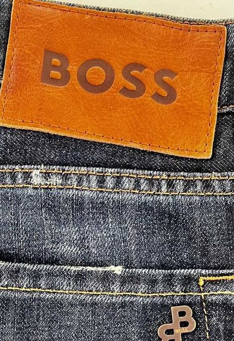 Blugi barbati marca BOSS
