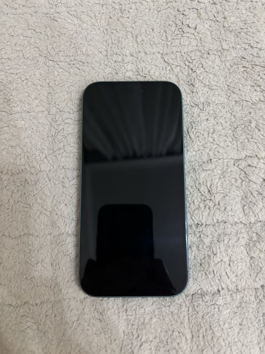 Продам айфон 16 на 128 г.