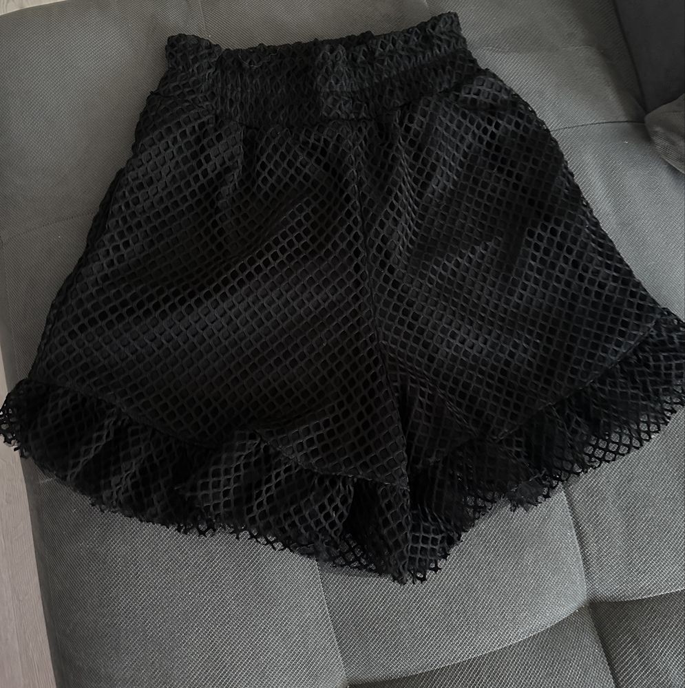 Къси панталонки от LBD
