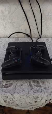 PlayStation 4 slim model 2218B