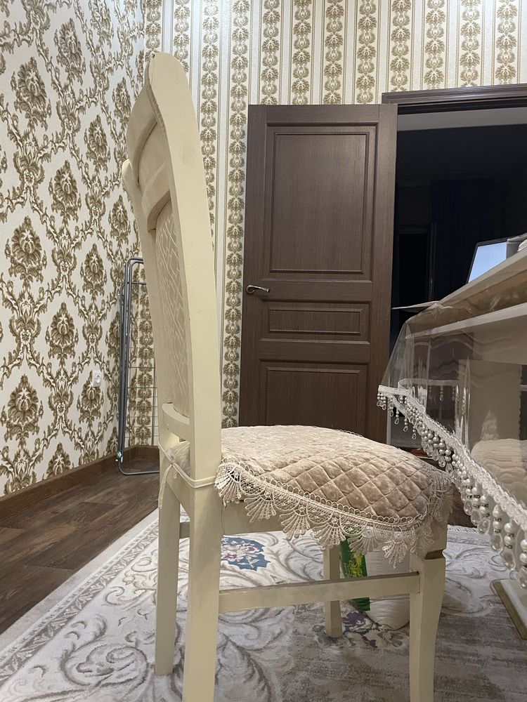 Стулья для зала