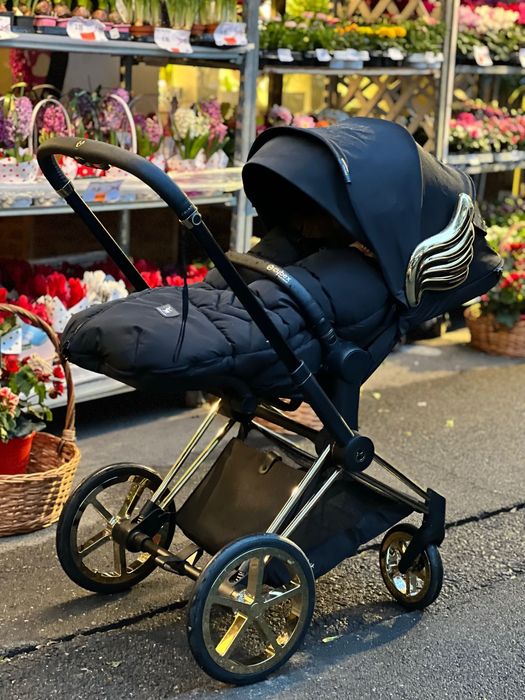 Carucior Cybex Gold by Jeremy Scott