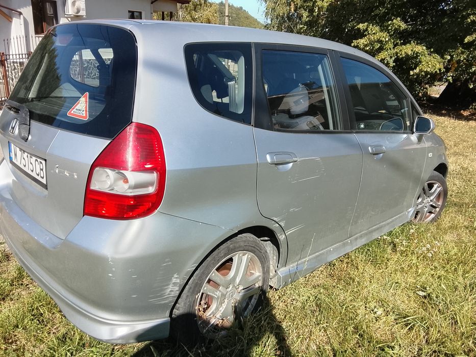 Honda jazz 1.4 бензин