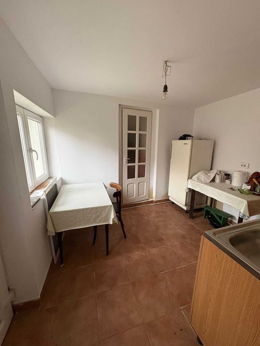 Casa de vanzare CENTRU SEGARCEA