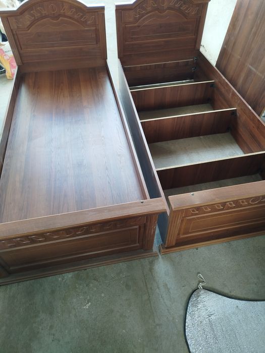 Продаются две одинаковые кровати