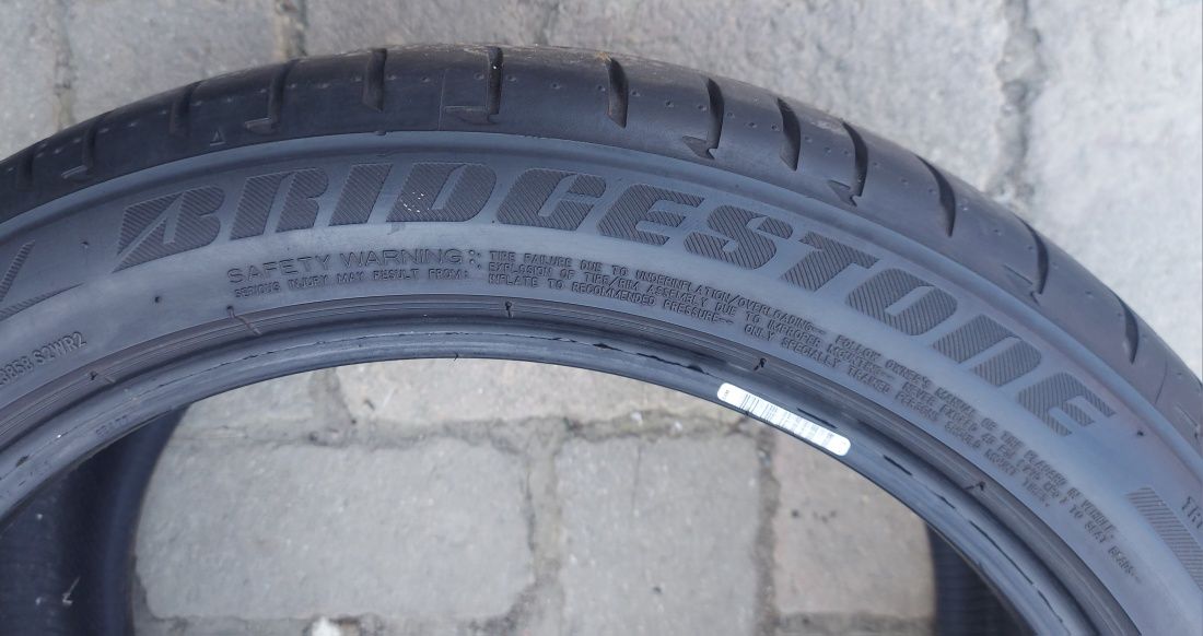 Set 2buc 255/40 R18 95Y Bridgestone Potenza S001 *BMW RSC RFT vară