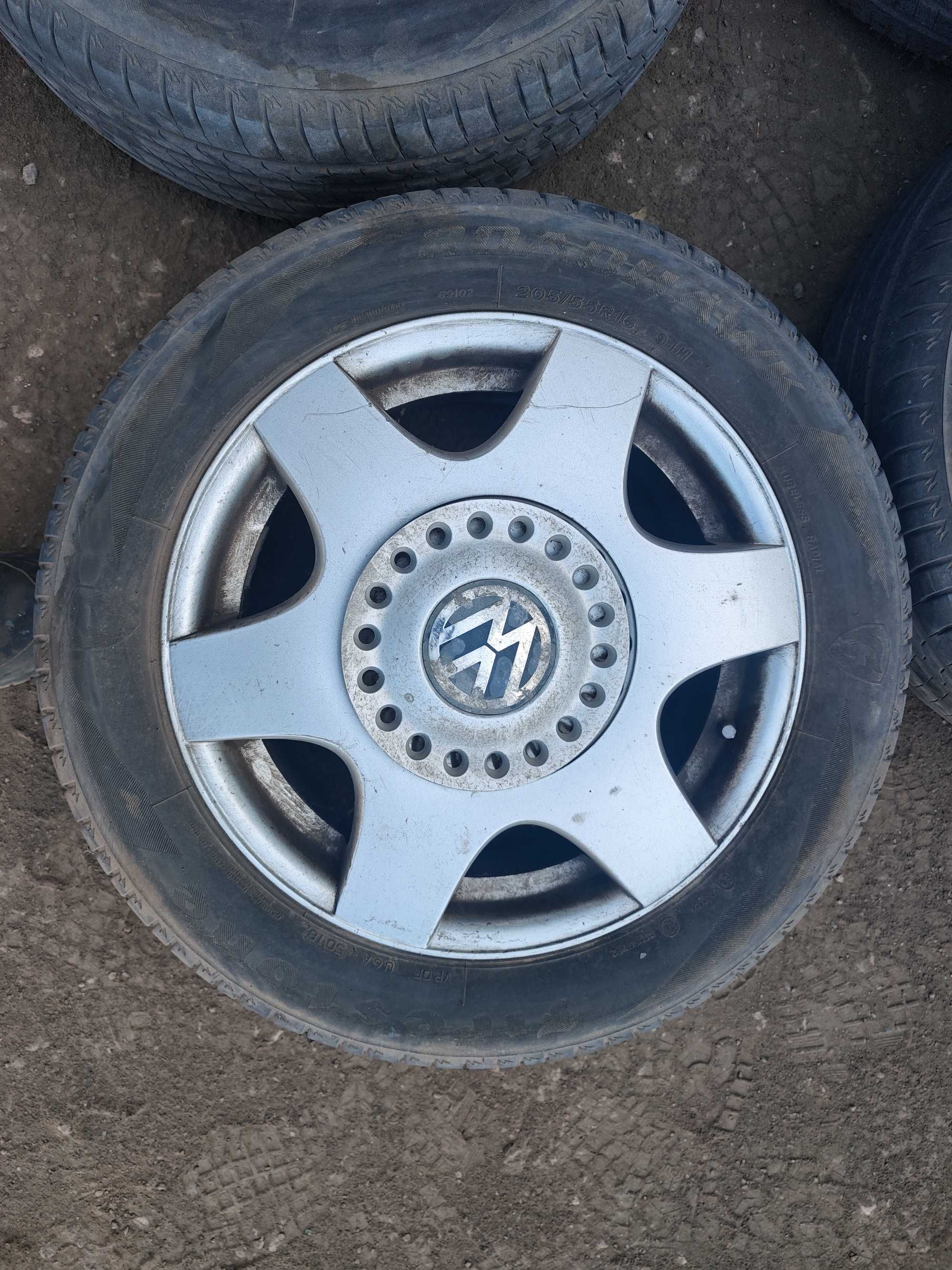 Оригинални Джанти с гуми 5x100 VW Beetle  205 55 16 цола 7мм грайфер