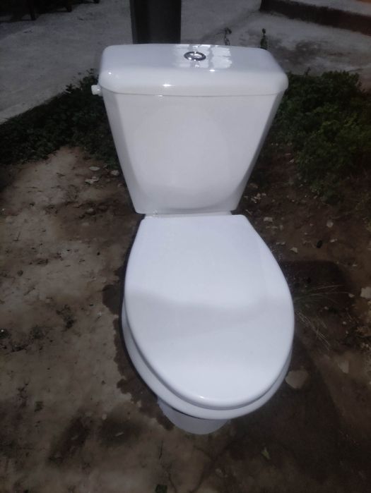 Unitaz bor 2 ta bittasi i bachogi yuq toza turibdi srochno sotiladi