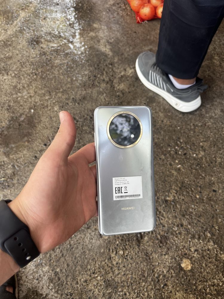Huaweu nova Y91