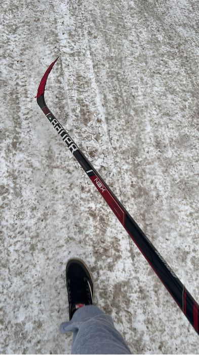 продам клюшку bauer детская