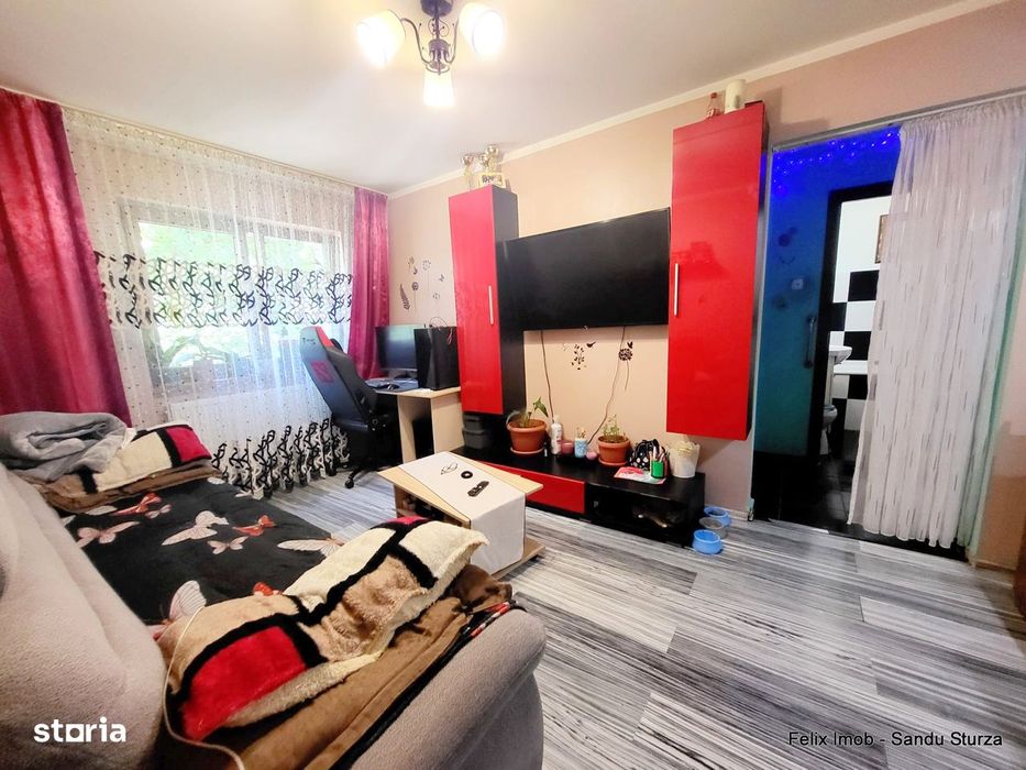 Apartament 3 camere – Zona Kaufland Milcov, etaj 1/4