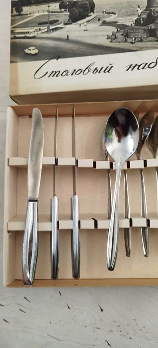 Лот стари прибори за хранене.
