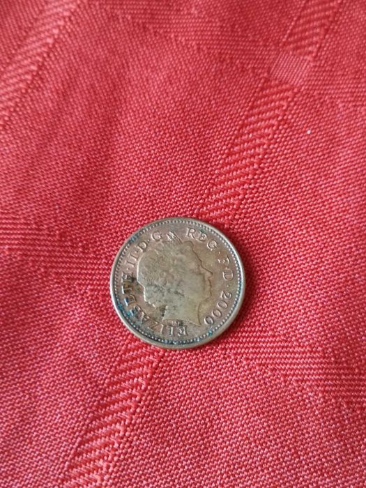 Стари монети one pound two pound Автентични