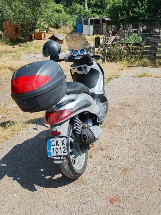 Пиаджо бевърли 200кубика