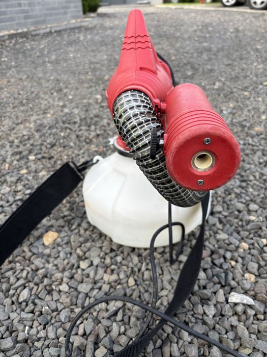 Atomizor nebulizator portabil  pentru  dezinsectie