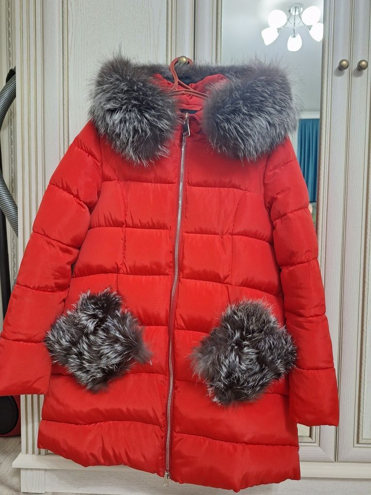 Продам пуховик зимний