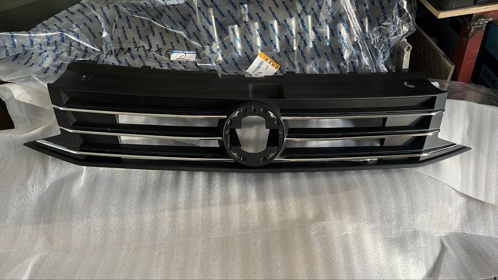 Решетка радиатора vw поло