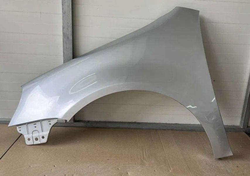Aripa stanga fata NOUA vopsita gri LA7W VW Golf 5 V 2003 - 2009