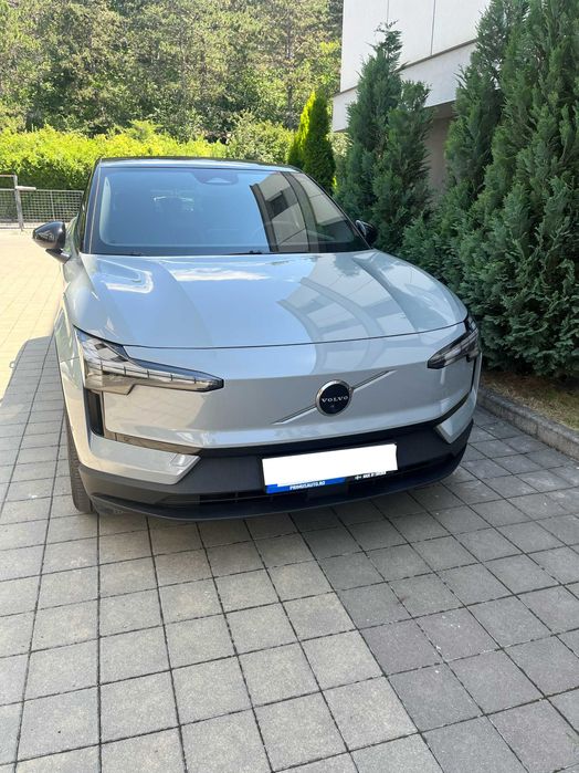 Volvo EX30 Ultra Twin Motor AWD • 428CP • Full Option • An 2024