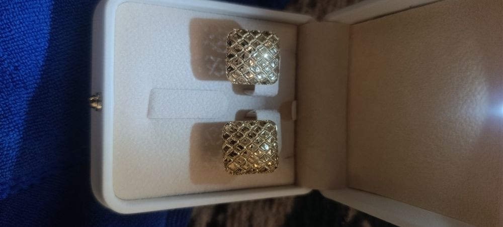 Золотые серьги, проба 585,вес 4,47гр