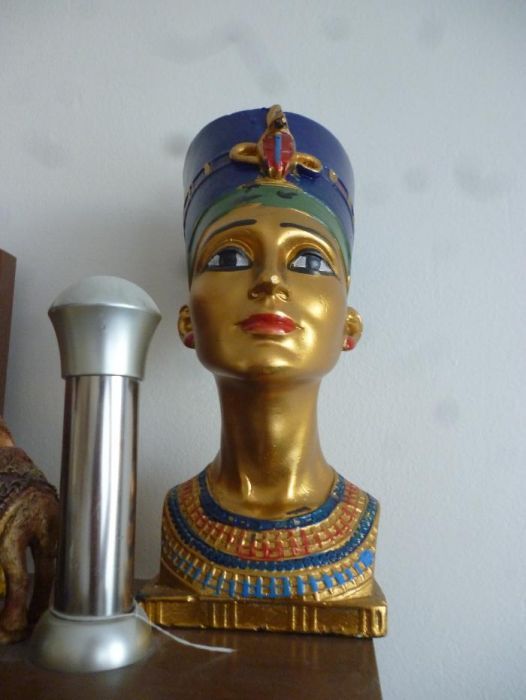 Статуэтка-бюст Нефертити