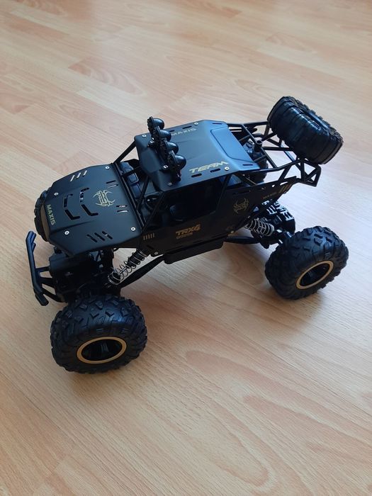 Кола с дистанционно