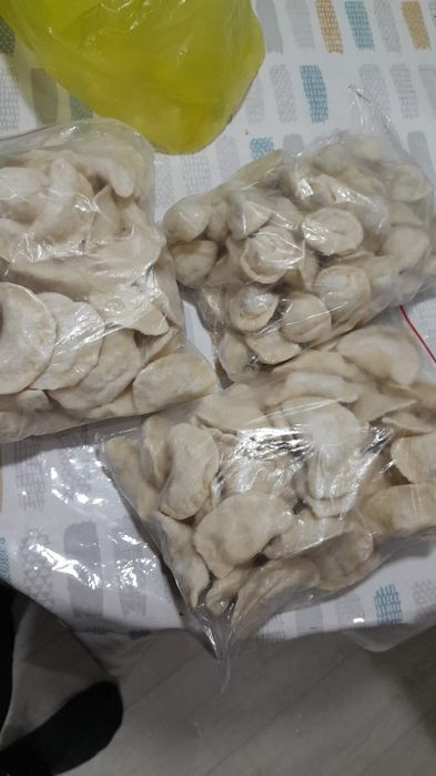 Продаётся вареники и пельмени домашнии